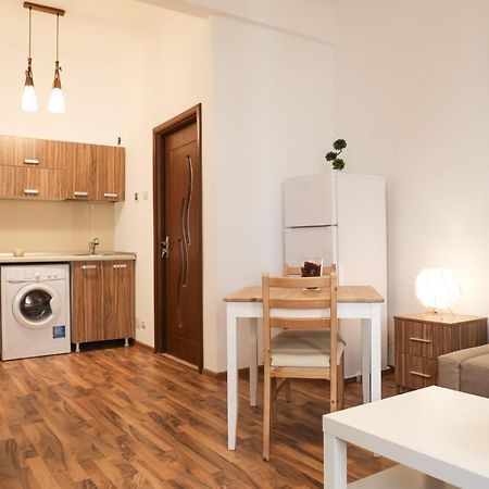 Ultracentral Apartament With Balcony - Old Town Bucureşti Eksteriør bilde