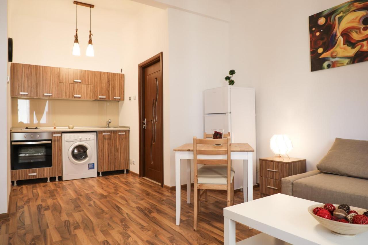 Ultracentral Apartament With Balcony - Old Town Bucureşti Eksteriør bilde